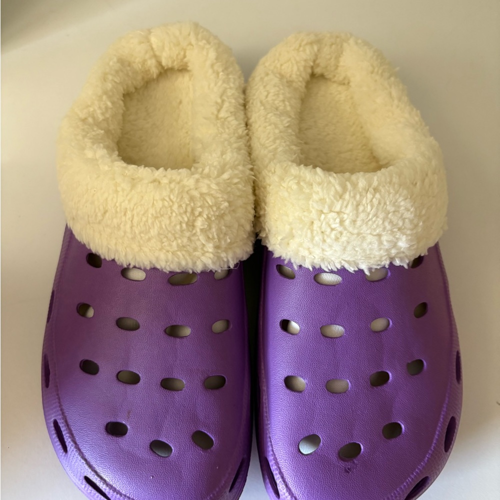 Gold Coast purple fleece lined clogs Cozy new size 8